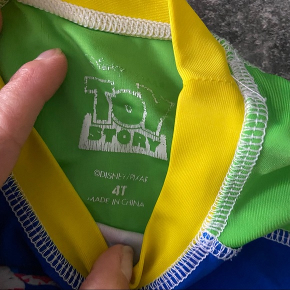 Boys mixed brand shorts shirt bathing suit bundle size 4T - Picture 10 of 12
